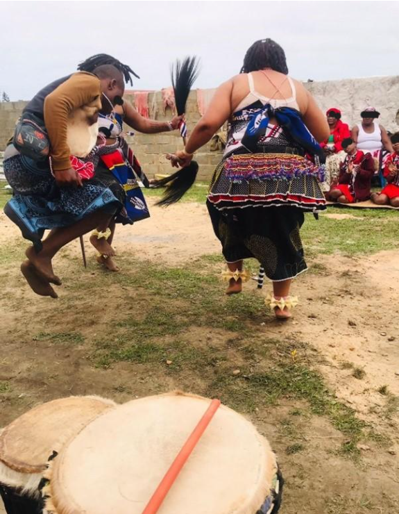 Figure 1. Dance performance during amagqirha ceremonial rite.